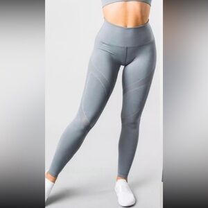 Alphalete Booty lifting Gray Leggings size M
